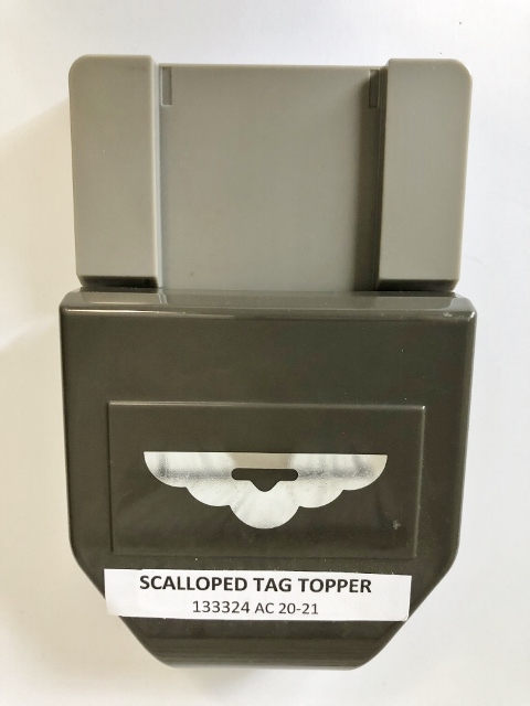 Scalloped Tag Topper Punch